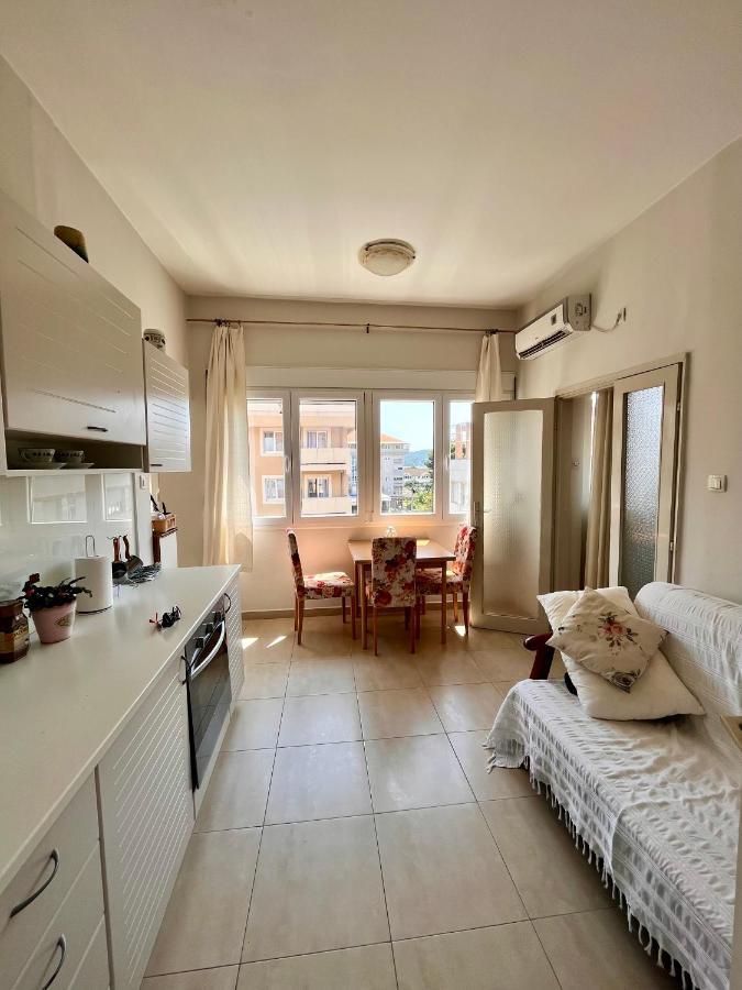 Mint Apartment Tivat Exterior foto